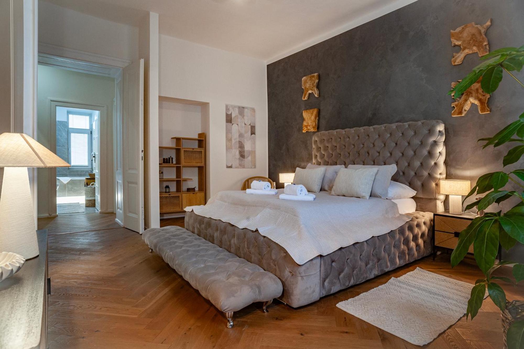 Sting Old Town Ostrava Apartamento Exterior foto