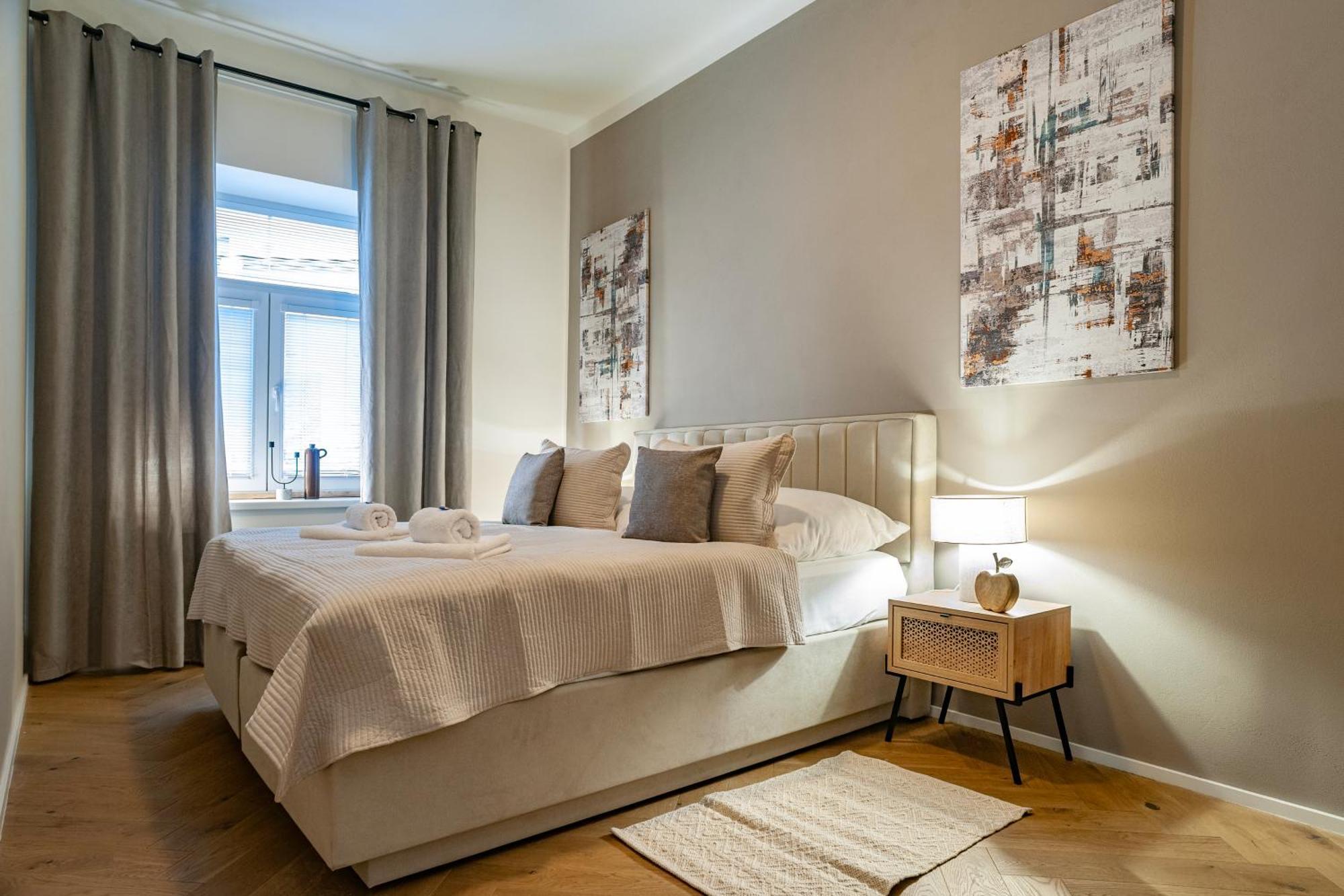 Sting Old Town Ostrava Apartamento Exterior foto